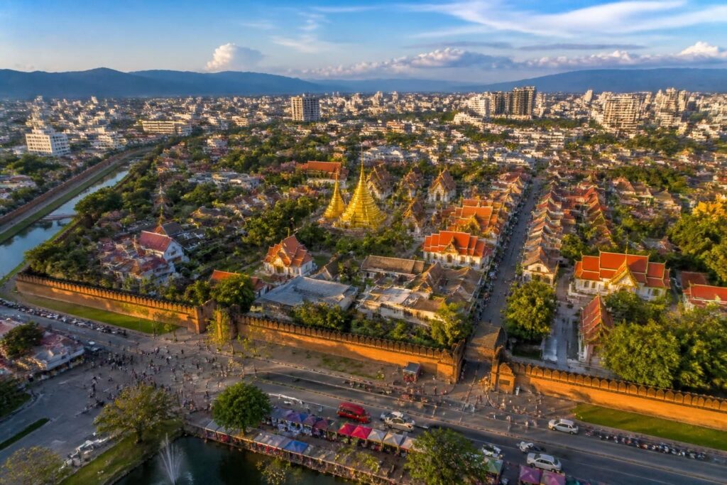 découvrez que visiter à chiang mai en thaïlande, entre le centre-ville et la vieille ville, et trouvez les meilleurs hébergements pour un séjour inoubliable.