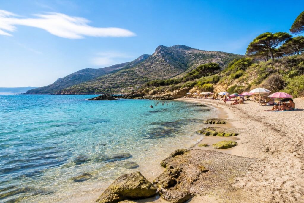 découvrez la plage de maldormé à marseille avec notre guide complet : avis des visiteurs, galerie photos et météo actuelle pour préparer au mieux votre visite.